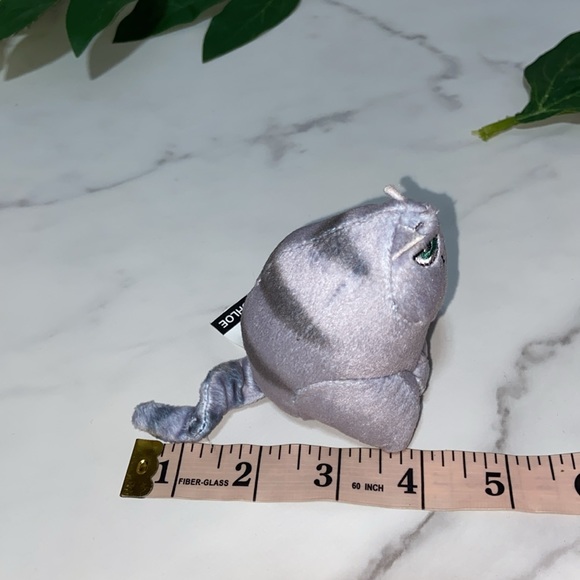 Pets Chloe cat and Gidget Puppy (The secret life) - Picture 12 of 17